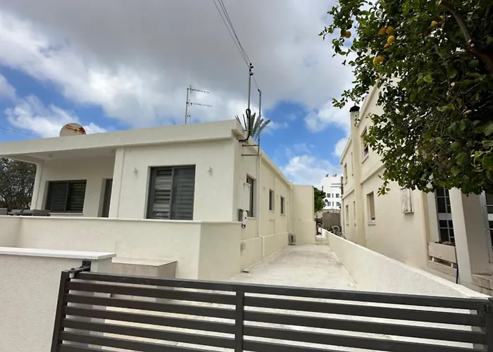 Villa Meropi