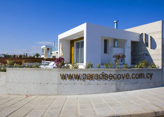 Paradise Cove Luxurious Beach Villas